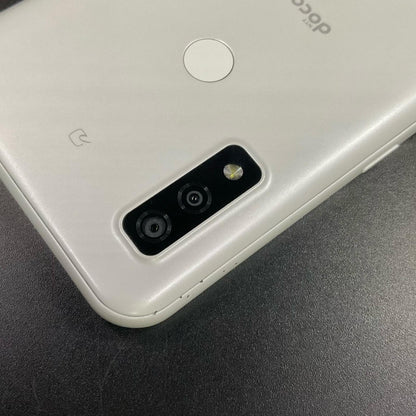 【全額返金保証】【最速発送】富士通 arrows We 64GB ホワイト docomo SIMフリー F-51B 白ロム 動作確認済