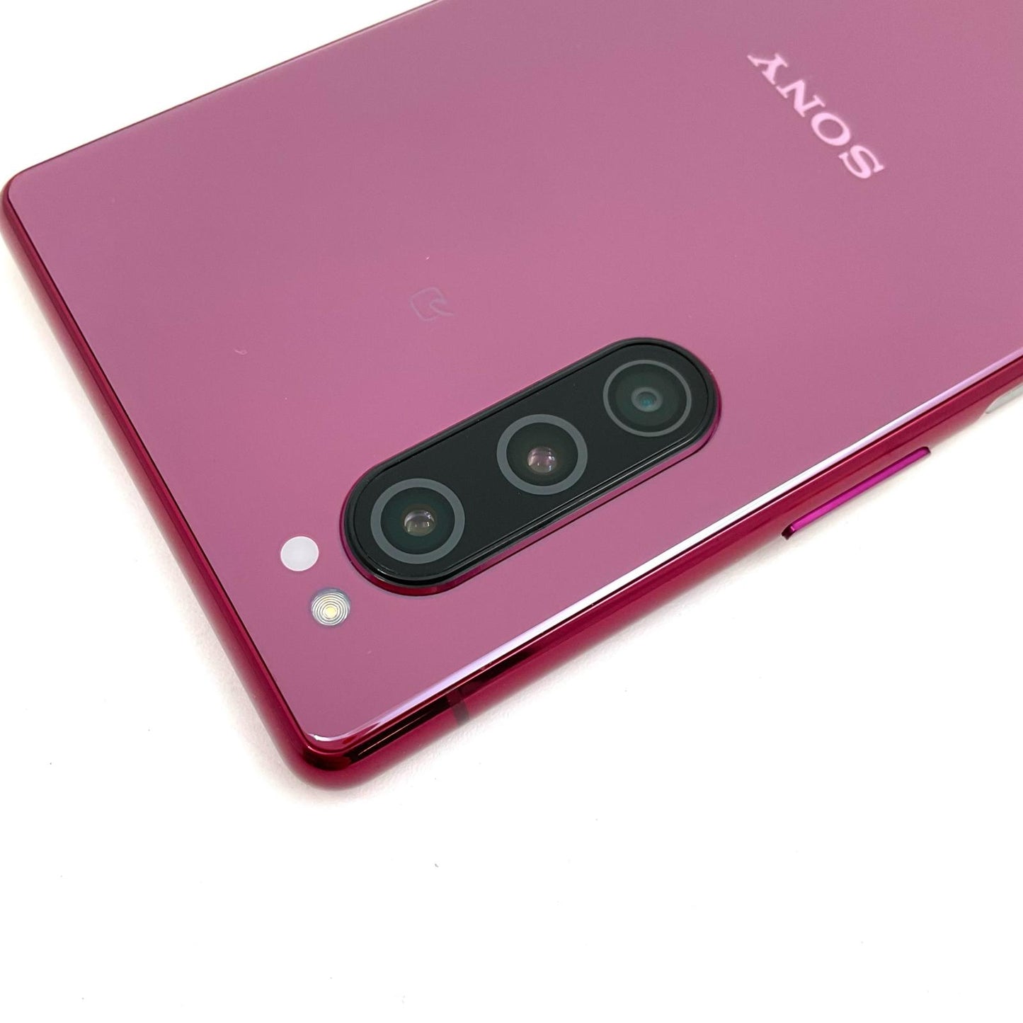 【全額返金保証】【最速発送】Sony Xperia 5 64GB レッド au 白ロム 美品 動作確認済