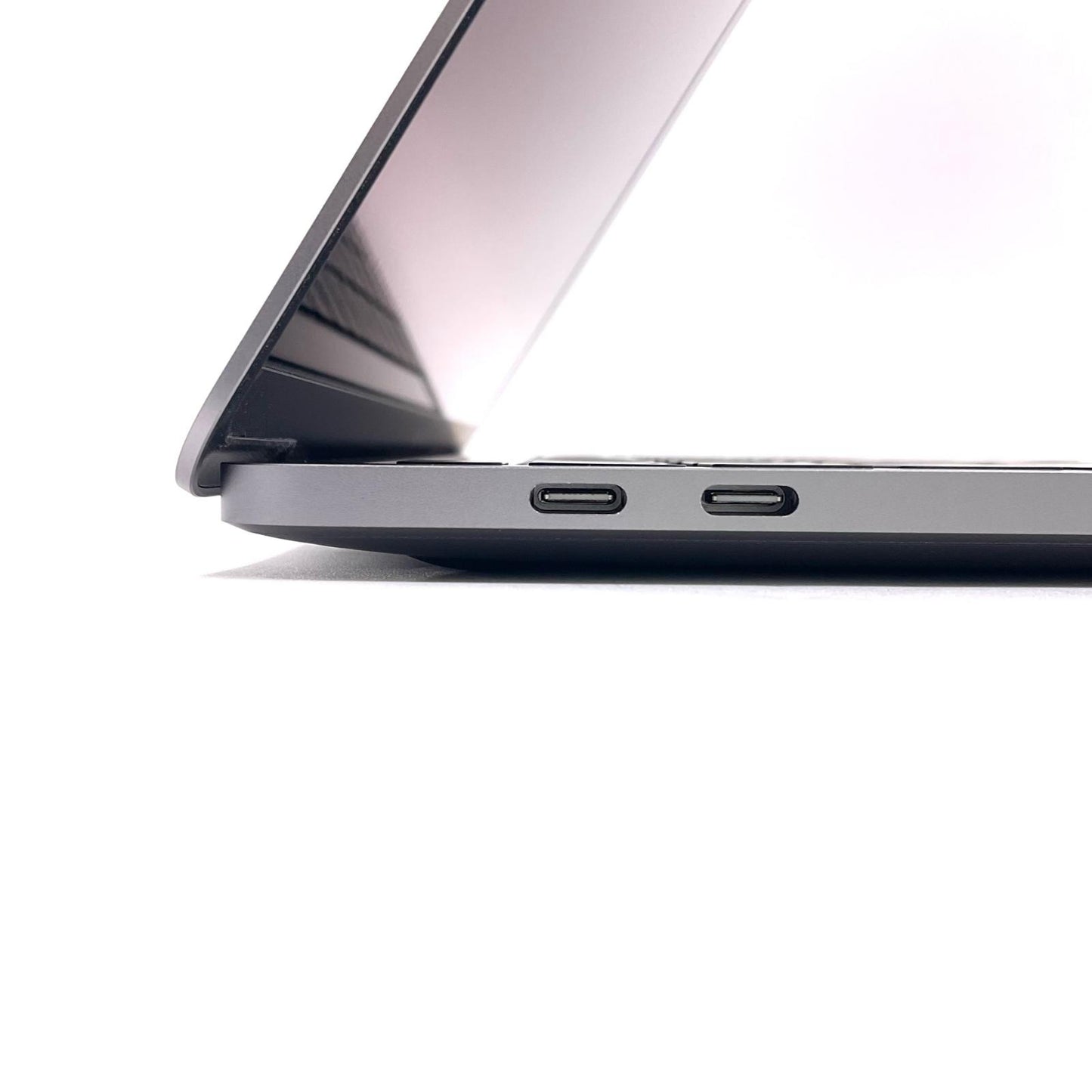 【全額返金保証】【最速発送】Apple MacBook Pro 13インチ 2022 Apple M2 8GB M.2 SSD 512GB スペースグレイ 92% 美品 動作確認済