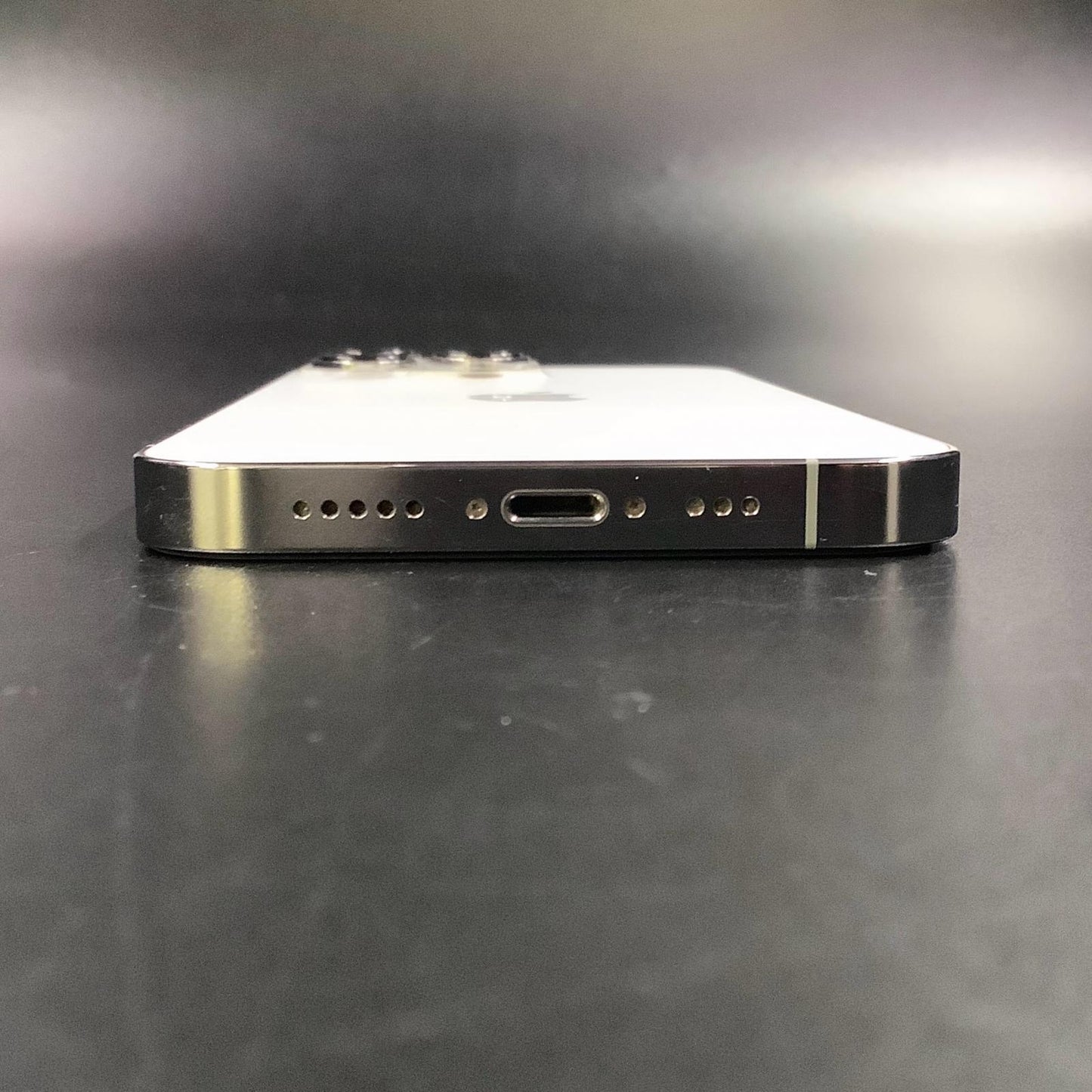 【全額返金保証】【最速発送】Apple iPhone iPhone 13 Pro 128GB シルバー docomo SIMフリー 白ロム 動作確認済 76%