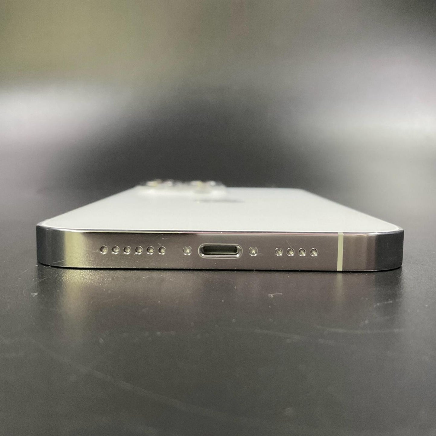 【全額返金保証】【最速発送】Apple iPhone iPhone 14 Pro Max 256GB シルバー docomo SIMフリー 白ロム 美品 動作確認済 86%
