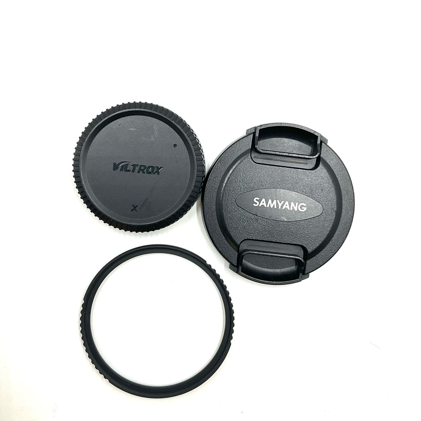 【最速発送】SAMYANG 12mm F2.0 NCS CS ブラック [フジフイルム用]【難有】