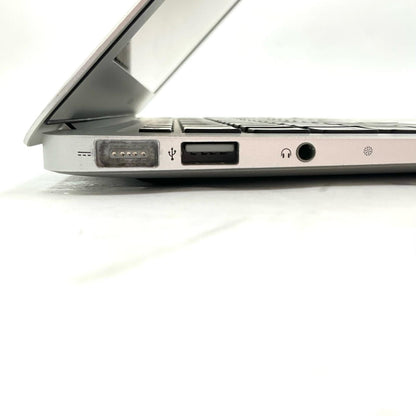 【最速発送】Apple MacBook Air 13.3インチ 2011 1.7GHz Intel Core i5 4GB 128GB シルバー 62.1%【難有】