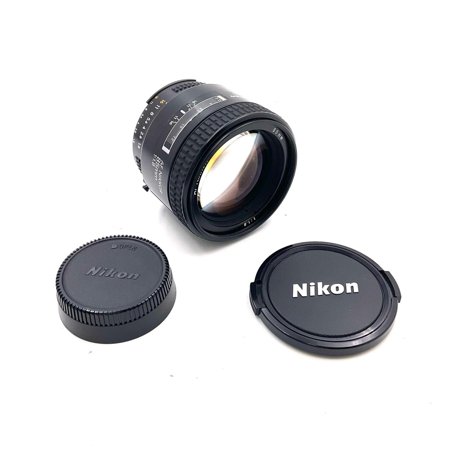 【全額返金保証】【最速発送】Nikon AF Nikkor 85mm f/1.8 動作確認済