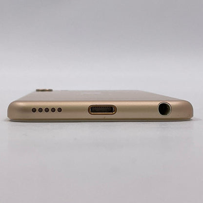 【全額返金保証】【最速発送】Apple iPod touch 第6世代 MKHT2J/A A1574 美品 動作確認済