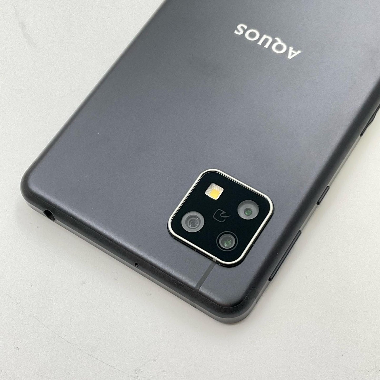 【全額返金保証】【最速発送】SHARP AQUOS sense4 64GB ブラック SIMフリー SH-M15 白ロム 美品 動作確認済