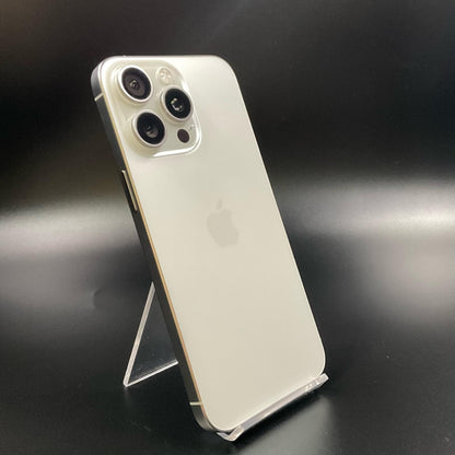 【全額返金保証】【最速発送】Apple iPhone iPhone 15 Pro Max 1TB ホワイトチタニウム docomo 動作確認済 86%
