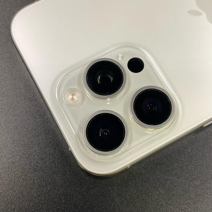 【全額返金保証】【最速発送】Apple iPhone iPhone 15 Pro Max 1TB ホワイトチタニウム docomo 動作確認済 86%