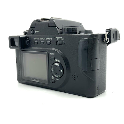 【全額返金保証】【最速発送】Panasonic コンパクトデジタルカメラ LUMIX DMC-FZ10 美品 動作確認済