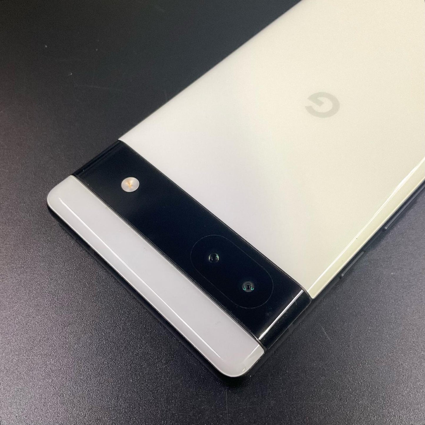 【最速発送】Google Pixel 6a 128GB チャコール au SIMフリー GB17L 白ロム【難有】