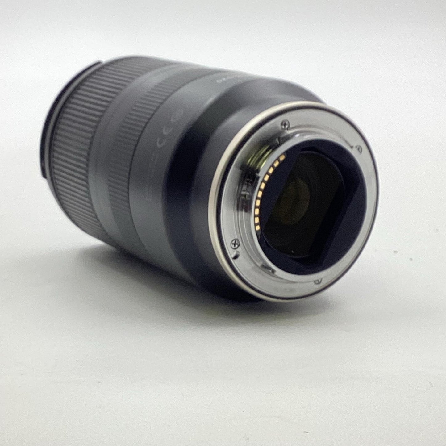 【全額返金保証】【最速発送】TAMRON 28-75mm F/2.8 Di III RXD (Model A036) 美品 動作確認済
