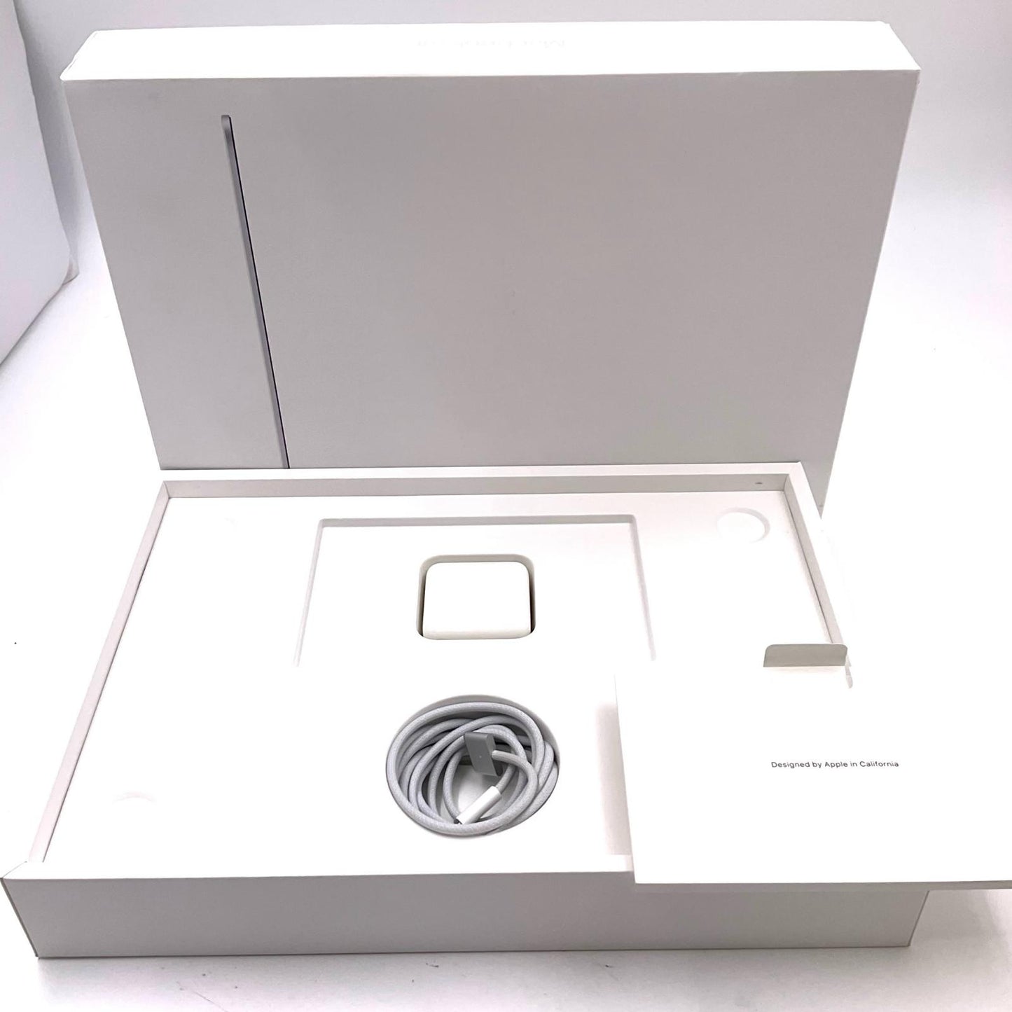 【全額返金保証】【最速発送】Apple MacBook Air Air 13インチ 2022 Apple M2 16GB SSD 512GB シルバー 91% 動作確認済