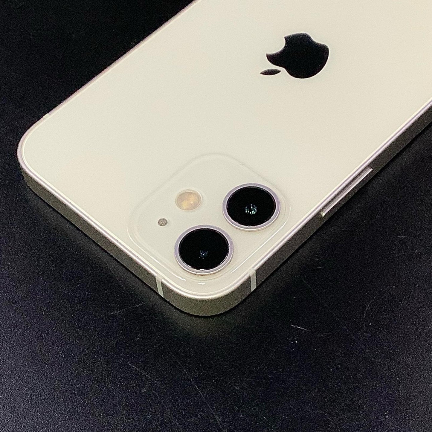 【全額返金保証】【最速発送】Apple iPhone iPhone 12 mini 256GB ホワイト Softbank SIMフリー 白ロム 動作確認済 77%