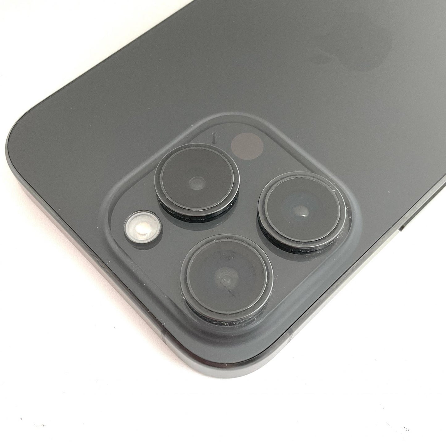 【最速発送】Apple iPhone iPhone 15 Pro 128GB ブラックチタニウム docomo SIMフリー【難有】 100%