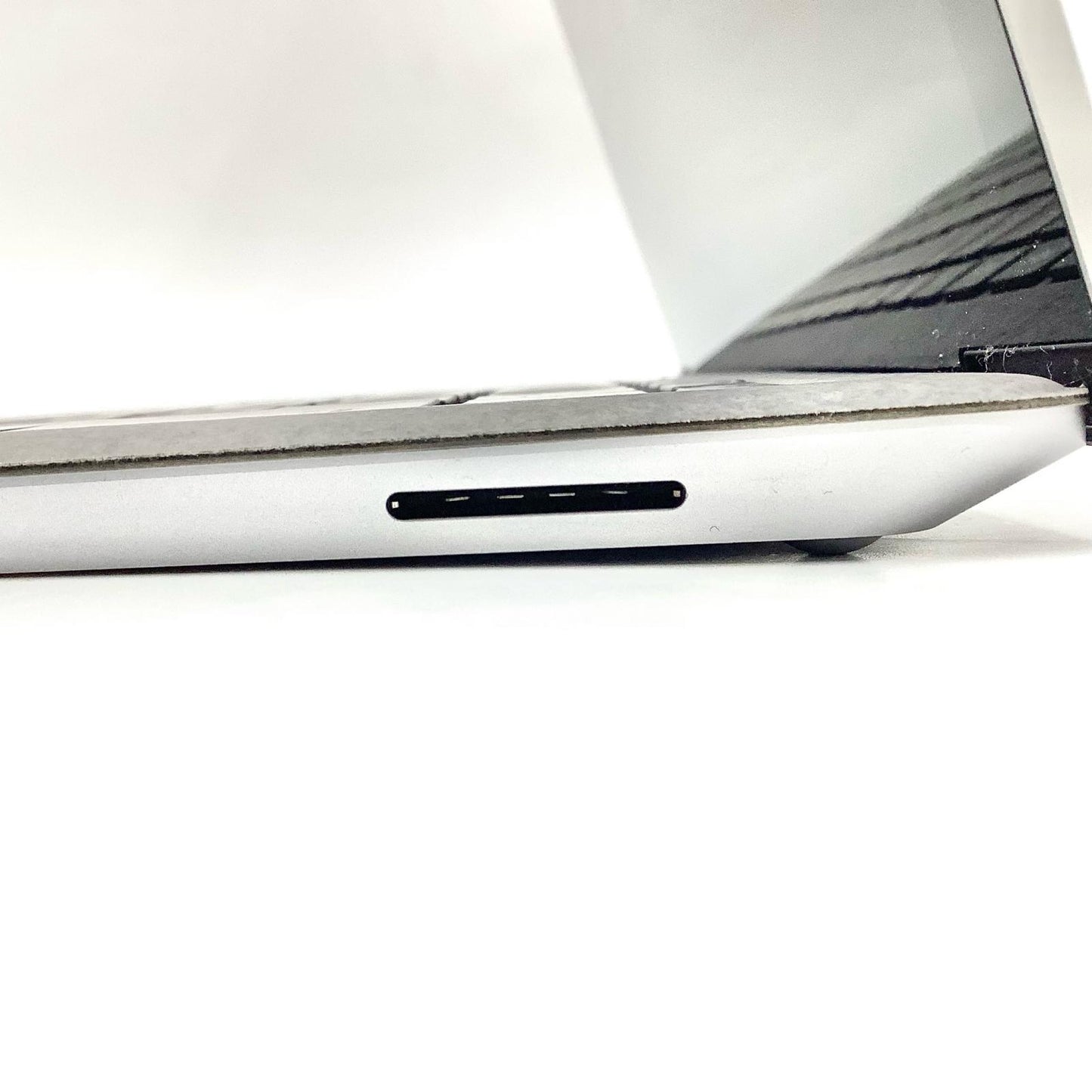 【全額返金保証】【最速発送】Microsoft Surface Laptop 4 5PB-00046 1958 AMD Ryzen 5 Microsoft Surface(R) Edition 8GB M.2 SSD 256GB 83.4% 美品 動作確認済