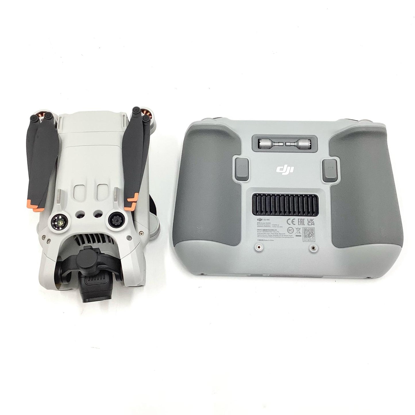 【全額返金保証】【最速発送】DJI DJI Mini 3 Pro Fly Moreキット Plus（DJI RC付属） 超美品 動作確認済
