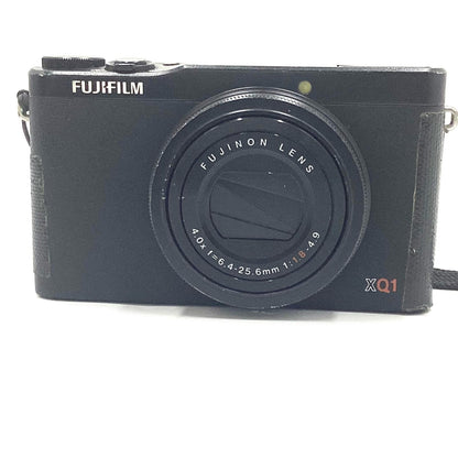 【全額返金保証】【最速発送】FUJIFILM コンパクトデジタルカメラ XQ1 ブラック 動作確認済