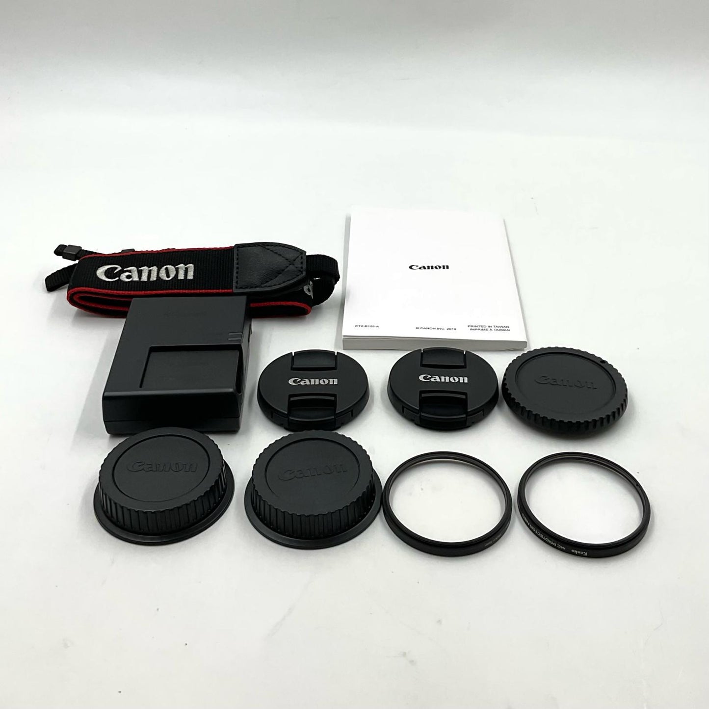 【全額返金保証】【最速発送】Canon デジタル一眼 EOS Kiss X10 ダブルズームキット ブラック 美品 動作確認済