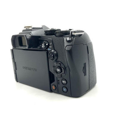 【全額返金保証】【最速発送】OLYMPUS デジタル一眼 OM-D E-M1 Mark III ボディ ブラック 動作確認済
