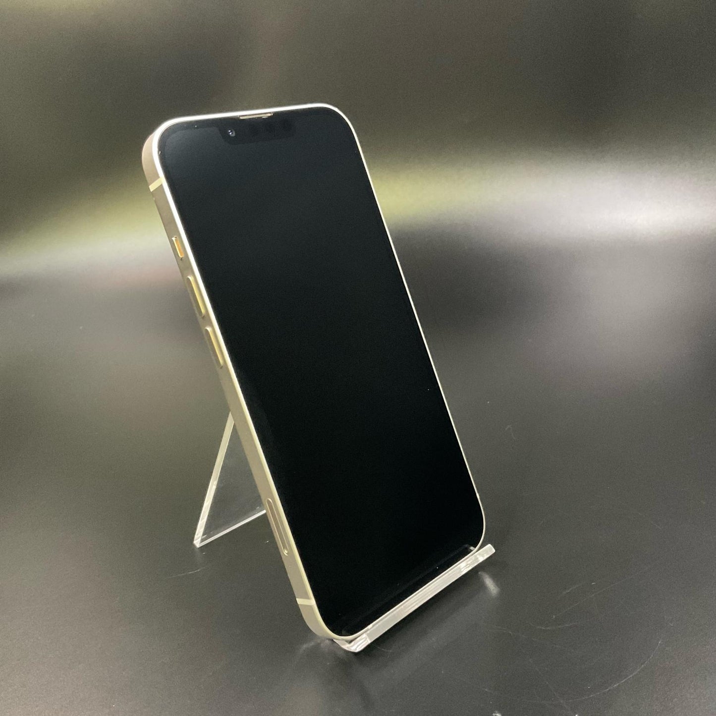 【全額返金保証】【最速発送】Apple iPhone iPhone 13 128GB スターライト docomo SIMフリー 白ロム 動作確認済 75%