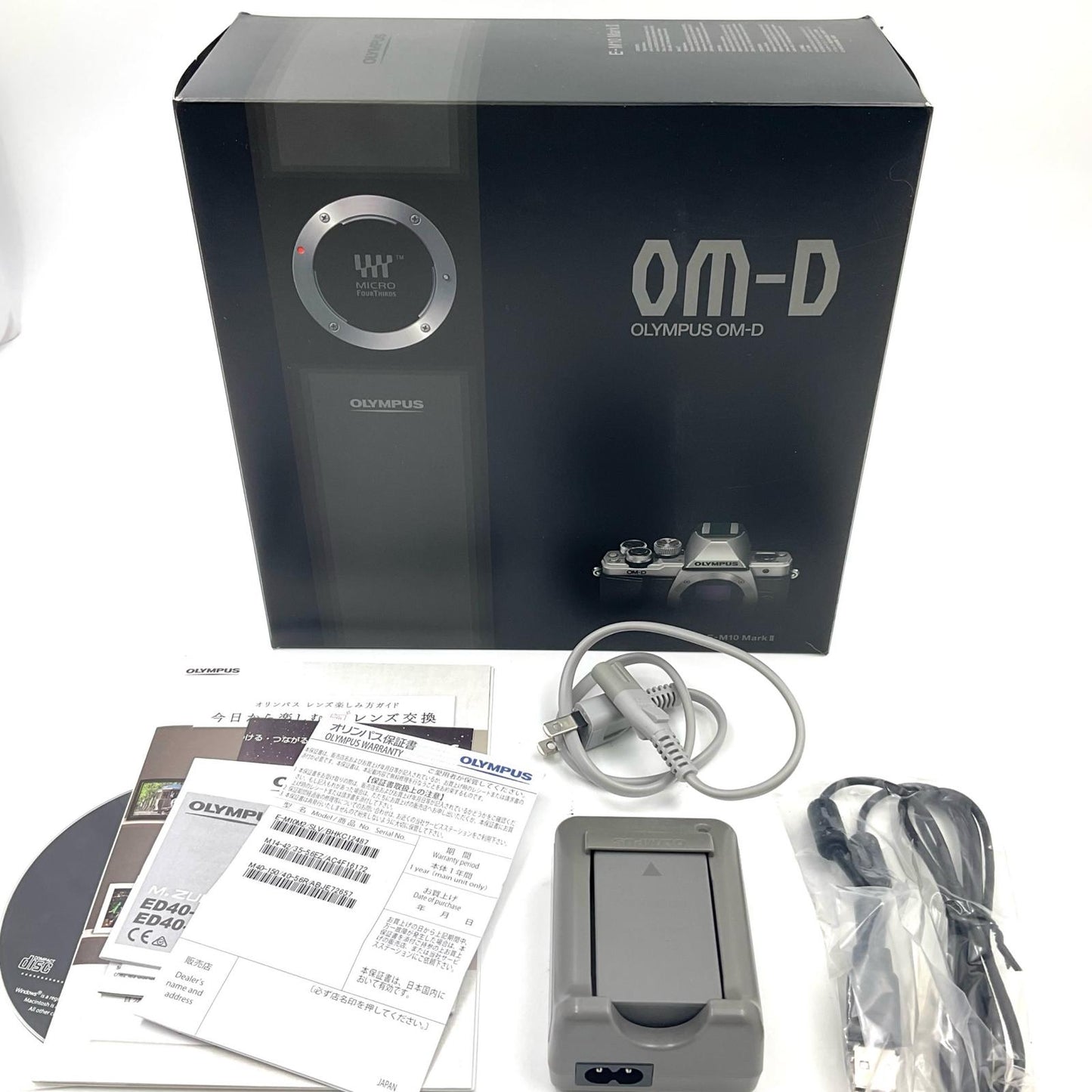 【全額返金保証】【最速発送】OLYMPUS デジタル一眼 OM-D E-M10 Mark II EZダブルズームキット [シルバー] 動作確認済