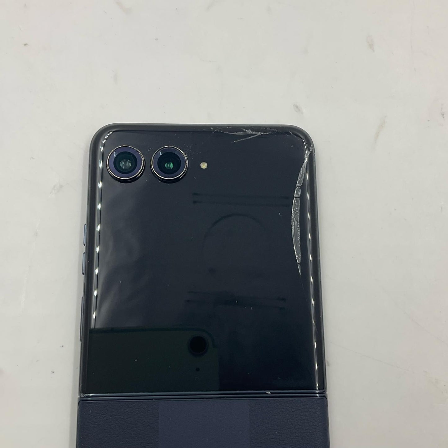 【最速発送】Motorola razr 50 ultra 512GB ミッドナイトブルー SIMフリー XT2451-5 白ロム【難有】