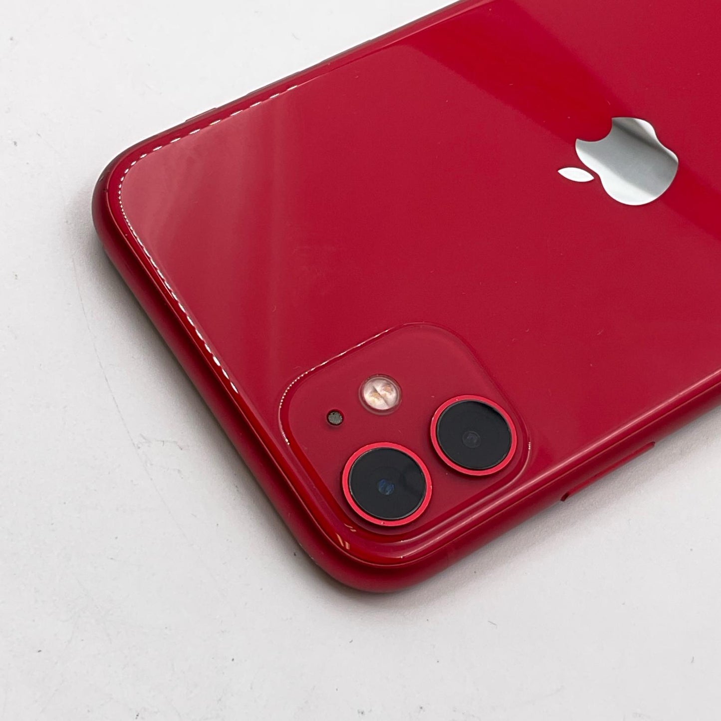 【最速発送】Apple iPhone iPhone 11 64GB (PRODUCT)RED au 白ロム【難有】 77%