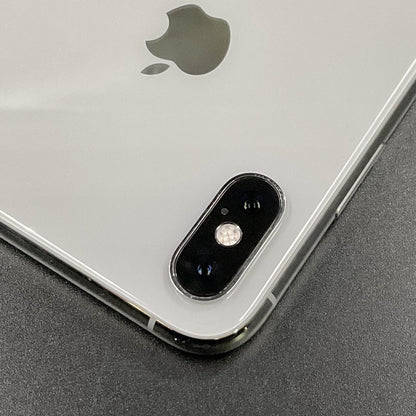【全額返金保証】【最速発送】Apple iPhone iPhone XS Max 256GB シルバー au 白ロム 動作確認済 84%