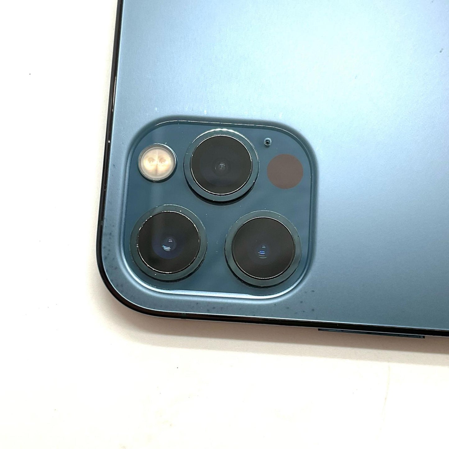 【全額返金保証】【最速発送】Apple iPhone iPhone 12 Pro 256GB パシフィックブルー SIMフリー 白ロム 動作確認済 72%