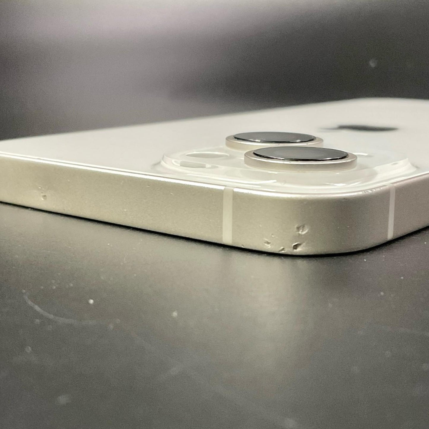 【全額返金保証】【最速発送】Apple iPhone iPhone 14 256GB スターライト SIMフリー 白ロム 動作確認済 77%