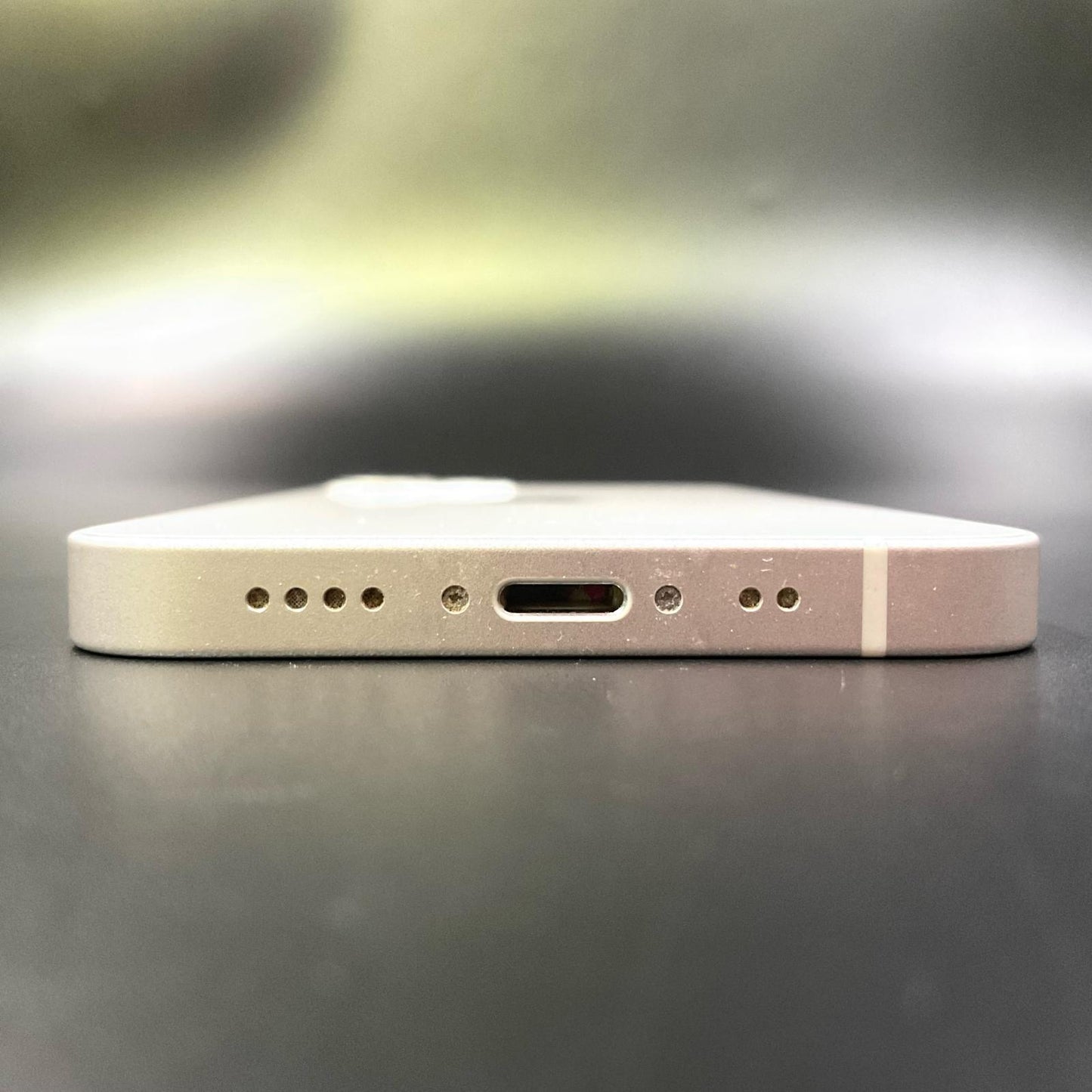 【全額返金保証】【最速発送】Apple iPhone iPhone 12 mini 64GB ホワイト au 白ロム 動作確認済 75%