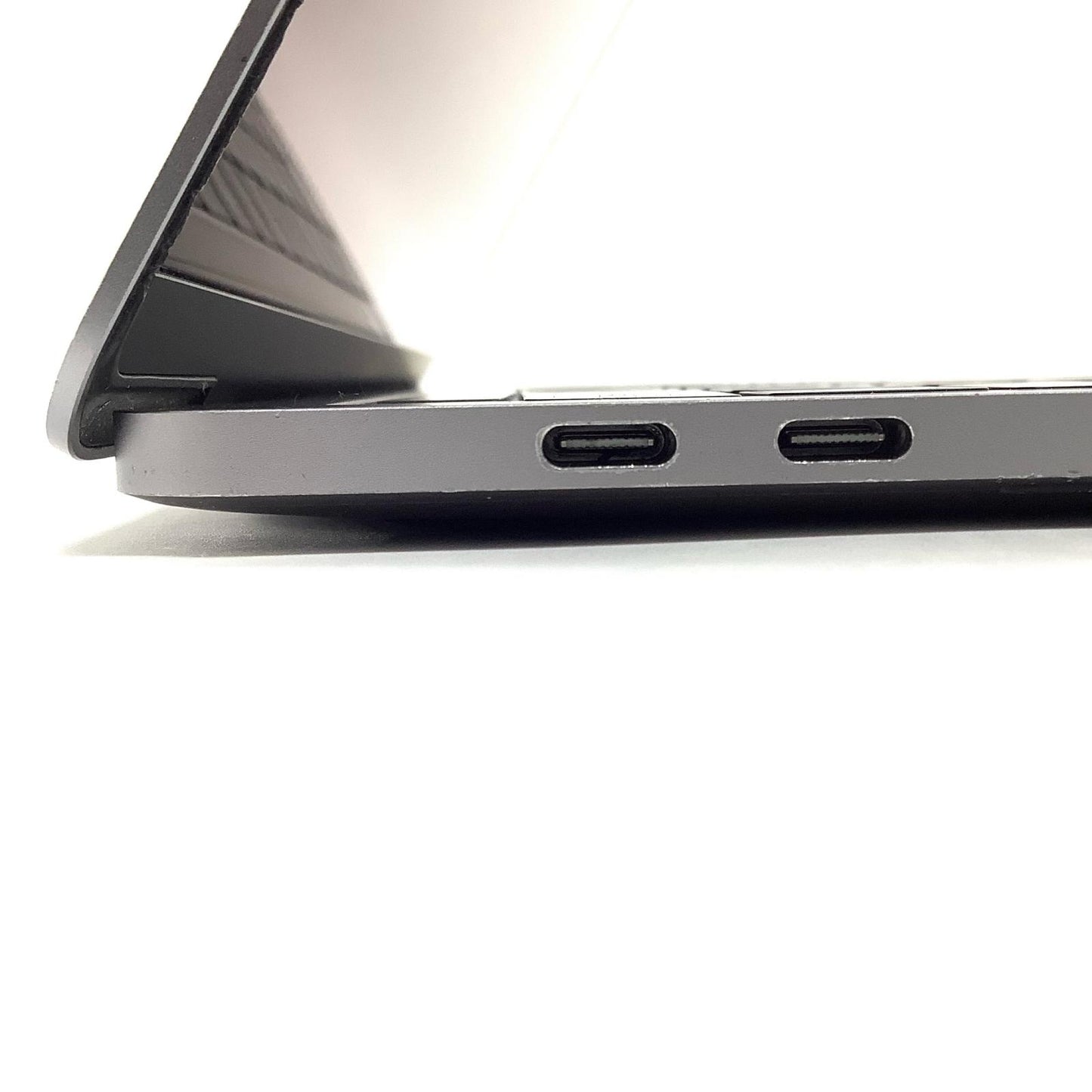 【最速発送】Apple MacBook Pro 13.3インチ 2019 2.4GHz クアッドコア Intel Core i5 16GB SSD 512GB スペースグレイ 76.3%【難有】