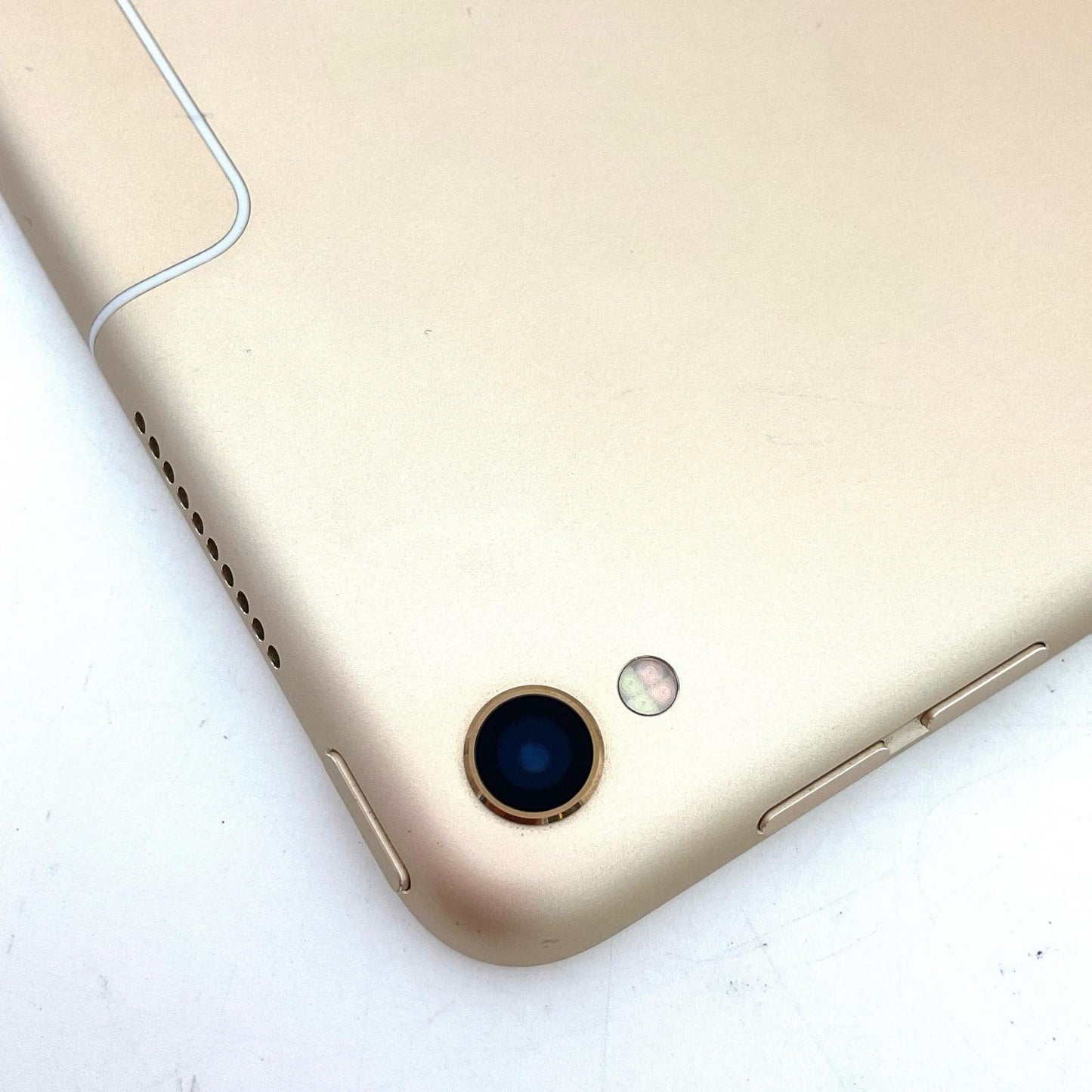 【全額返金保証】【最速発送】Apple iPad Pro 12.9インチ 第2世代 64GB ゴールド WiFi+Cellular au 白ロム 動作確認済