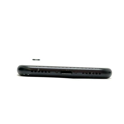 【全額返金保証】【最速発送】Apple iPhone iPhone SE（第2世代） 64GB ブラック docomo SIMフリー 白ロム 動作確認済 80%