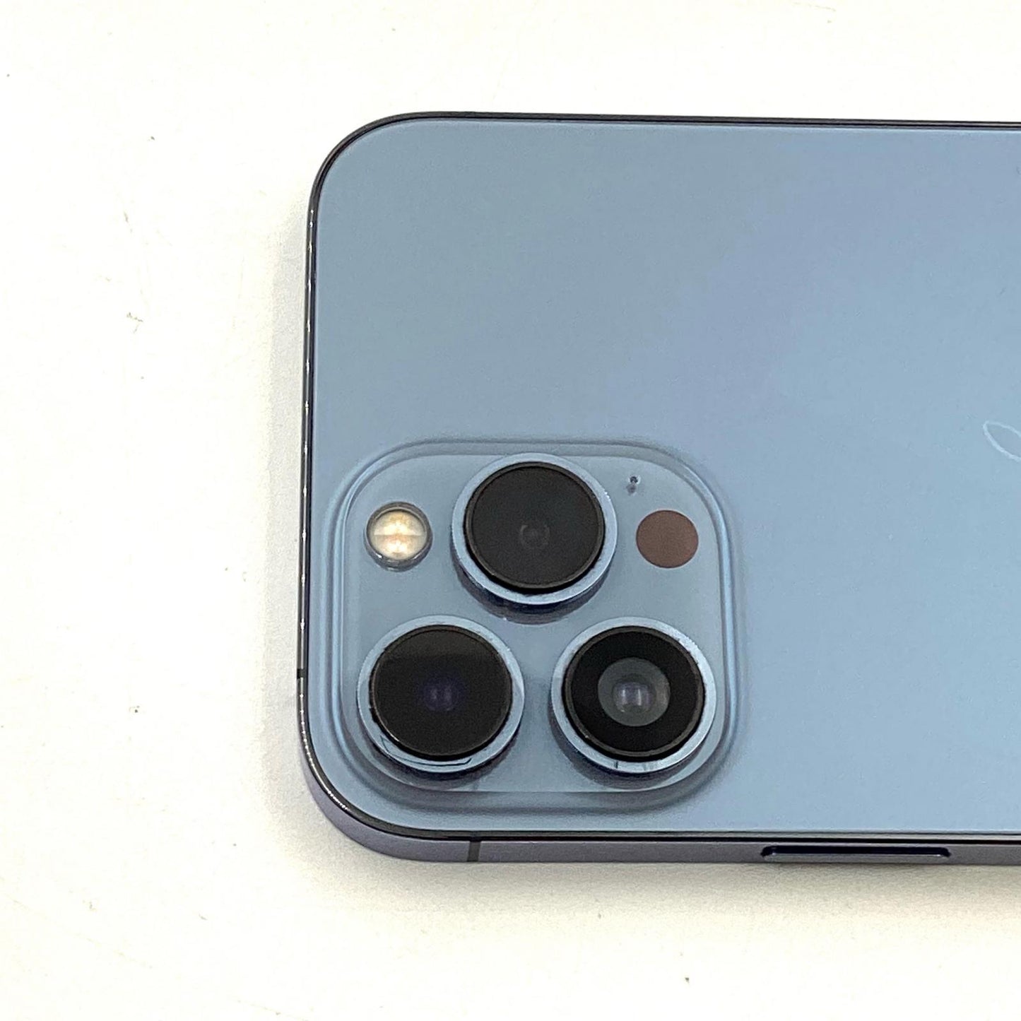 【全額返金保証】【最速発送】Apple iPhone iPhone 13 Pro Max 128GB シエラブルー docomo SIMフリー 白ロム 動作確認済 81%