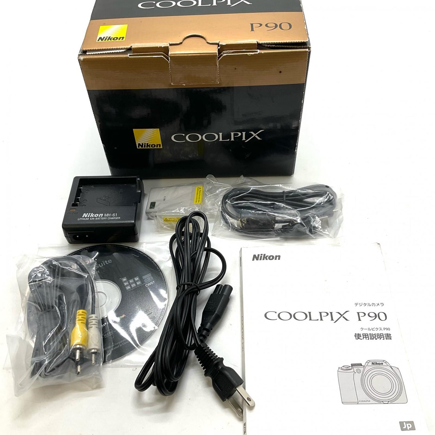 【全額返金保証】【最速発送】Nikon コンパクトデジタルカメラ COOLPIX P90 動作確認済