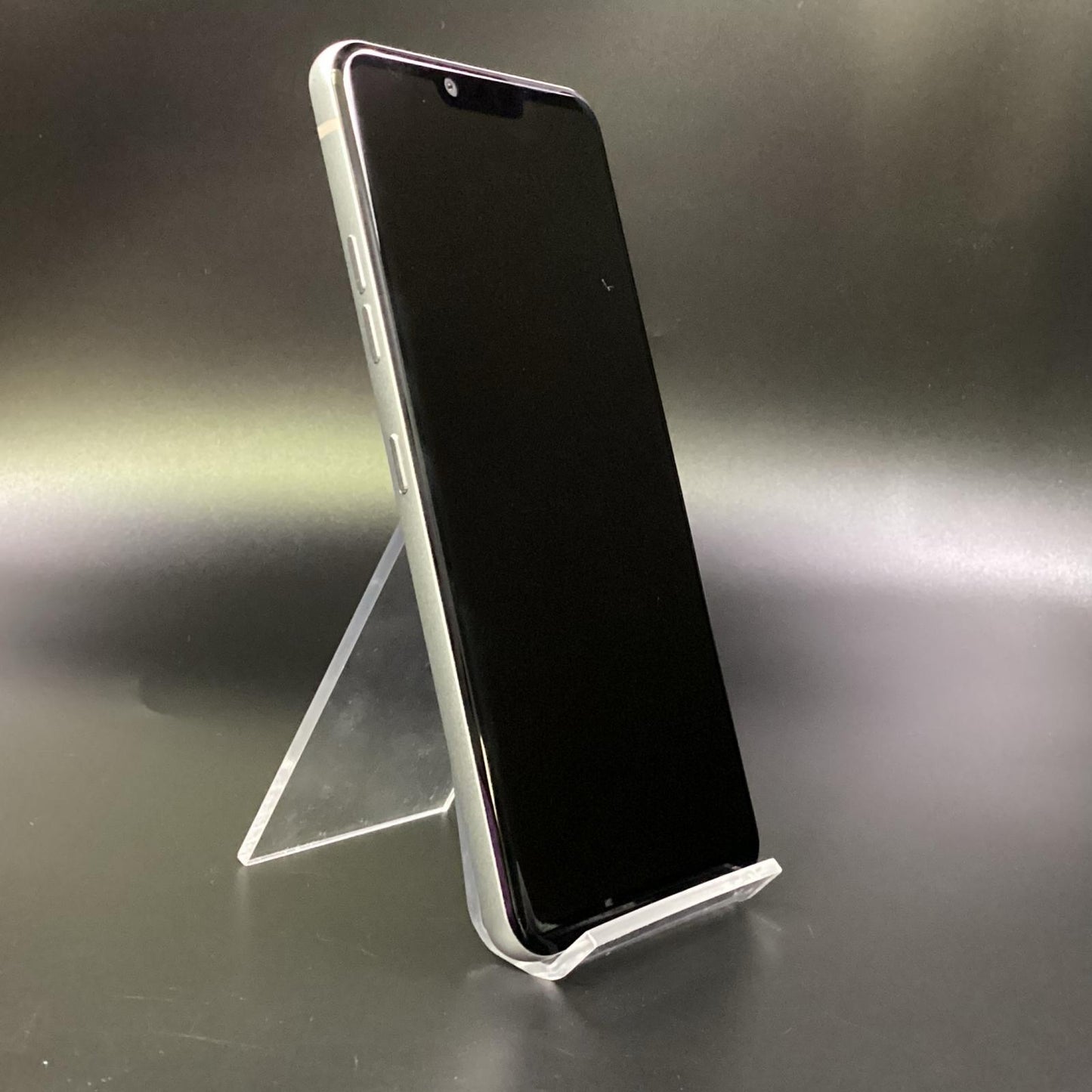【全額返金保証】【最速発送】LG LG style3 64GB docomo L-41A 白ロム 動作確認済