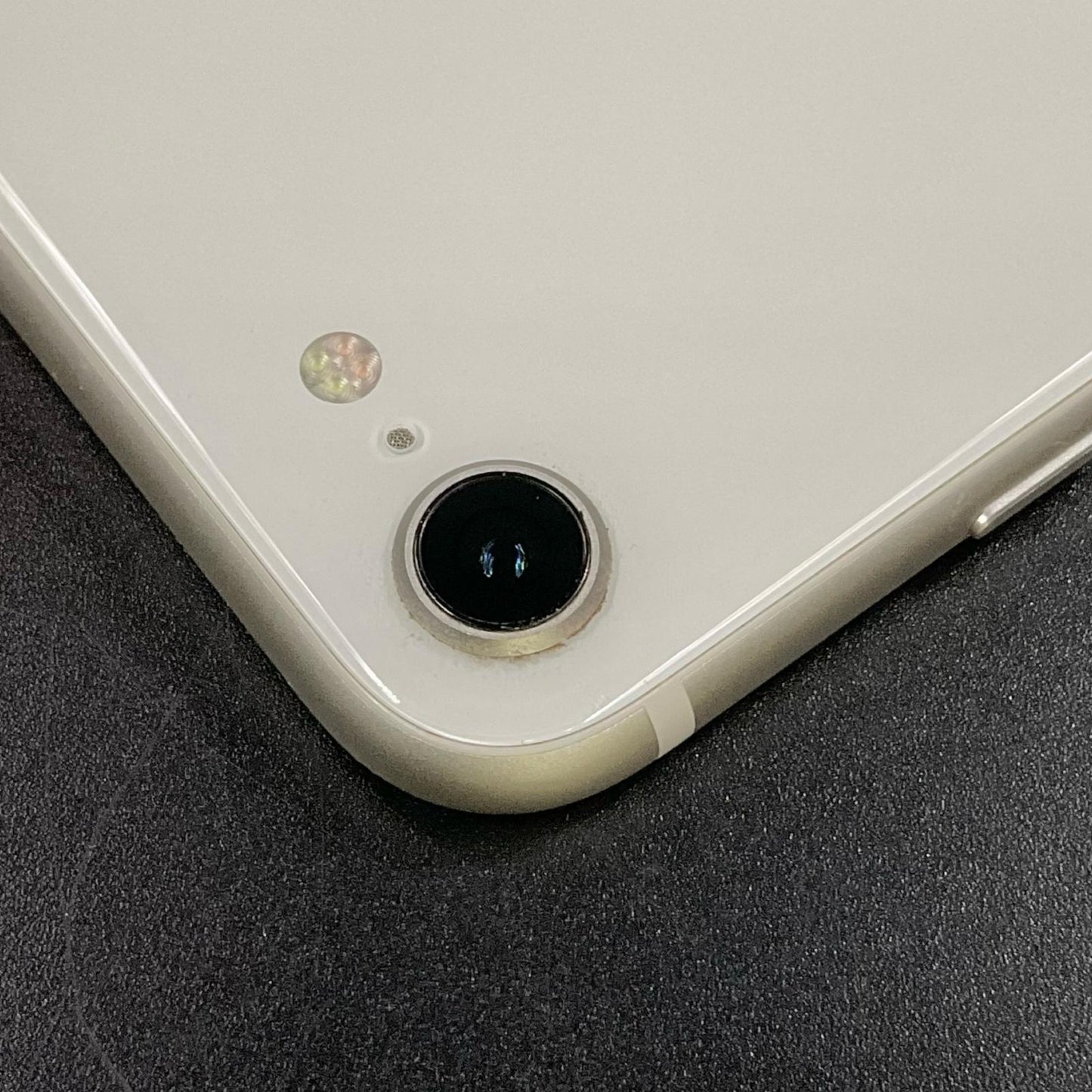 【全額返金保証】【最速発送】Apple iPhone iPhone SE（第3世代） 128GB スターライト 楽天モバイル SIMフリー 動作確認済 82%