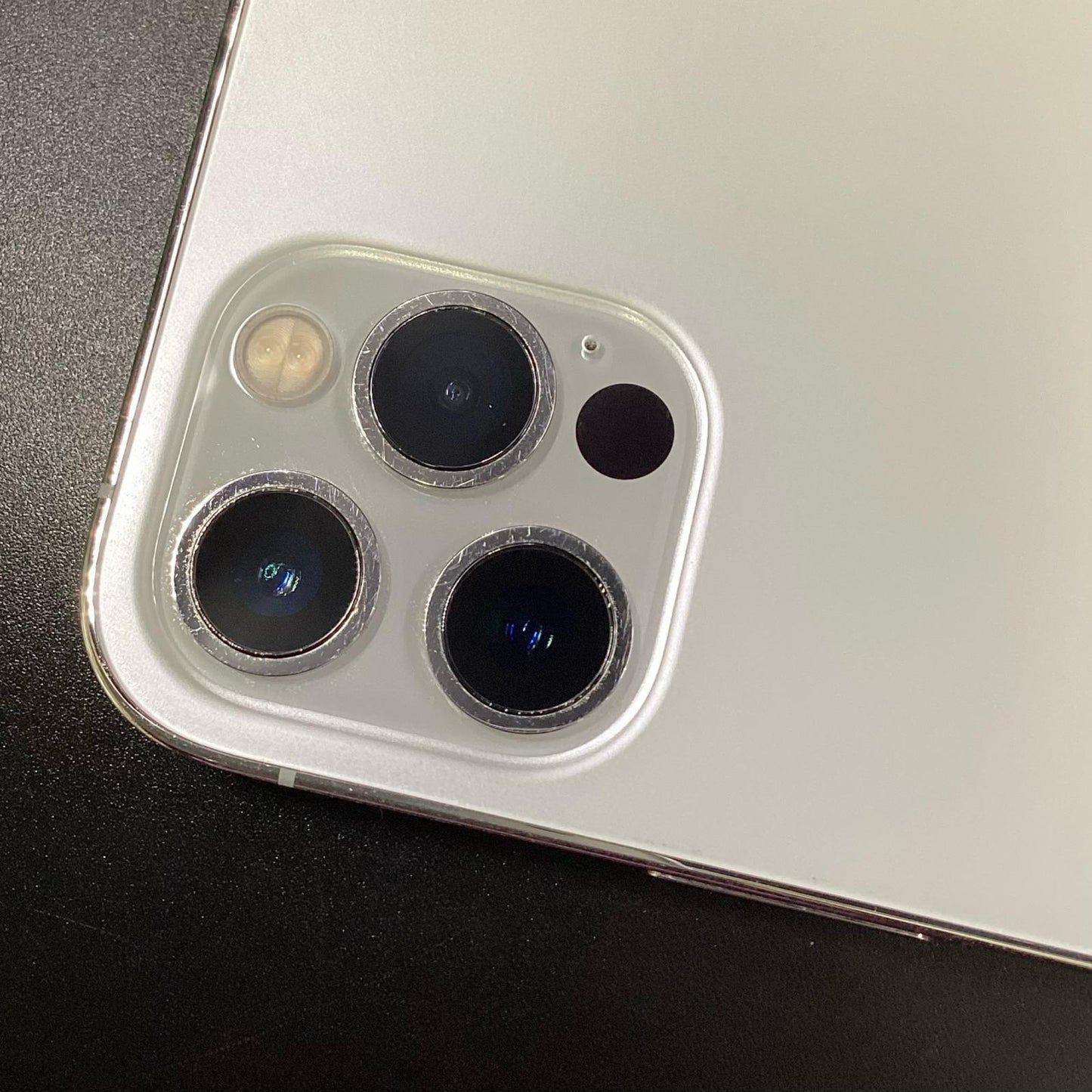 【全額返金保証】【最速発送】Apple iPhone iPhone 12 Pro 256GB シルバー SIMフリー 白ロム 動作確認済 100%