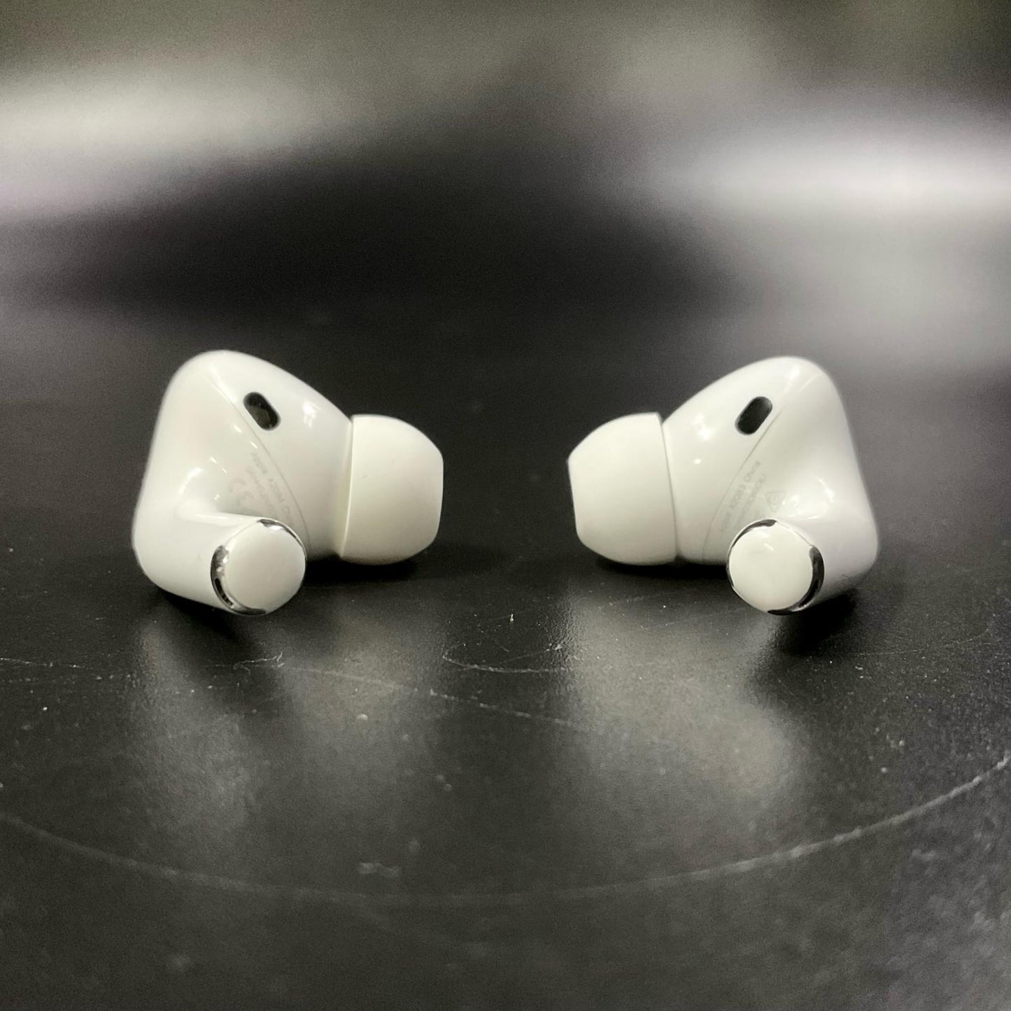 【全額返金保証】【最速発送】Apple AirPods Pro 1 with MagSafe Charging Case 動作確認済