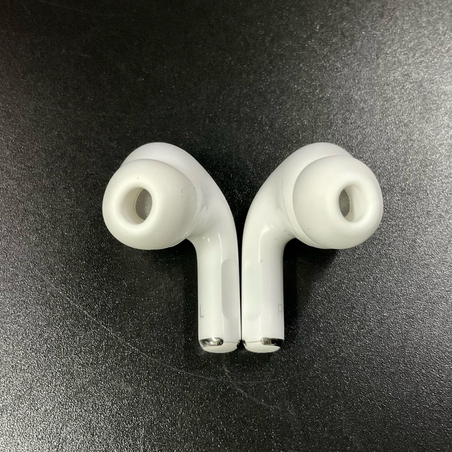 【全額返金保証】【最速発送】Apple AirPods Pro 1 with MagSafe Charging Case 動作確認済