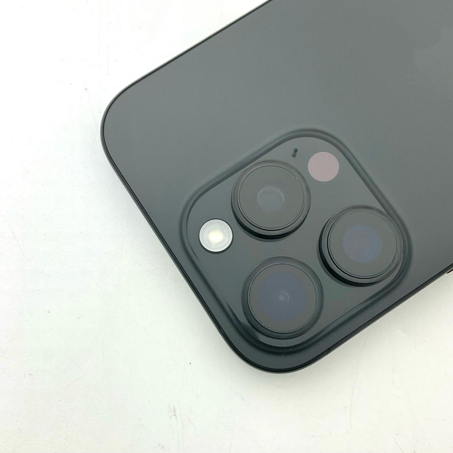 【全額返金保証】【最速発送】Apple iPhone iPhone 16 Pro 128GB ブラックチタニウム SIMフリー 白ロム 美品 動作確認済 93%