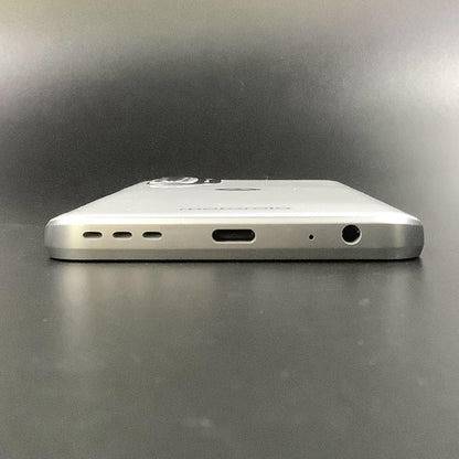 【全額返金保証】【最速発送】Motorola moto g 52j5G 128GB ホワイト XT2219-1 白ロム 動作確認済