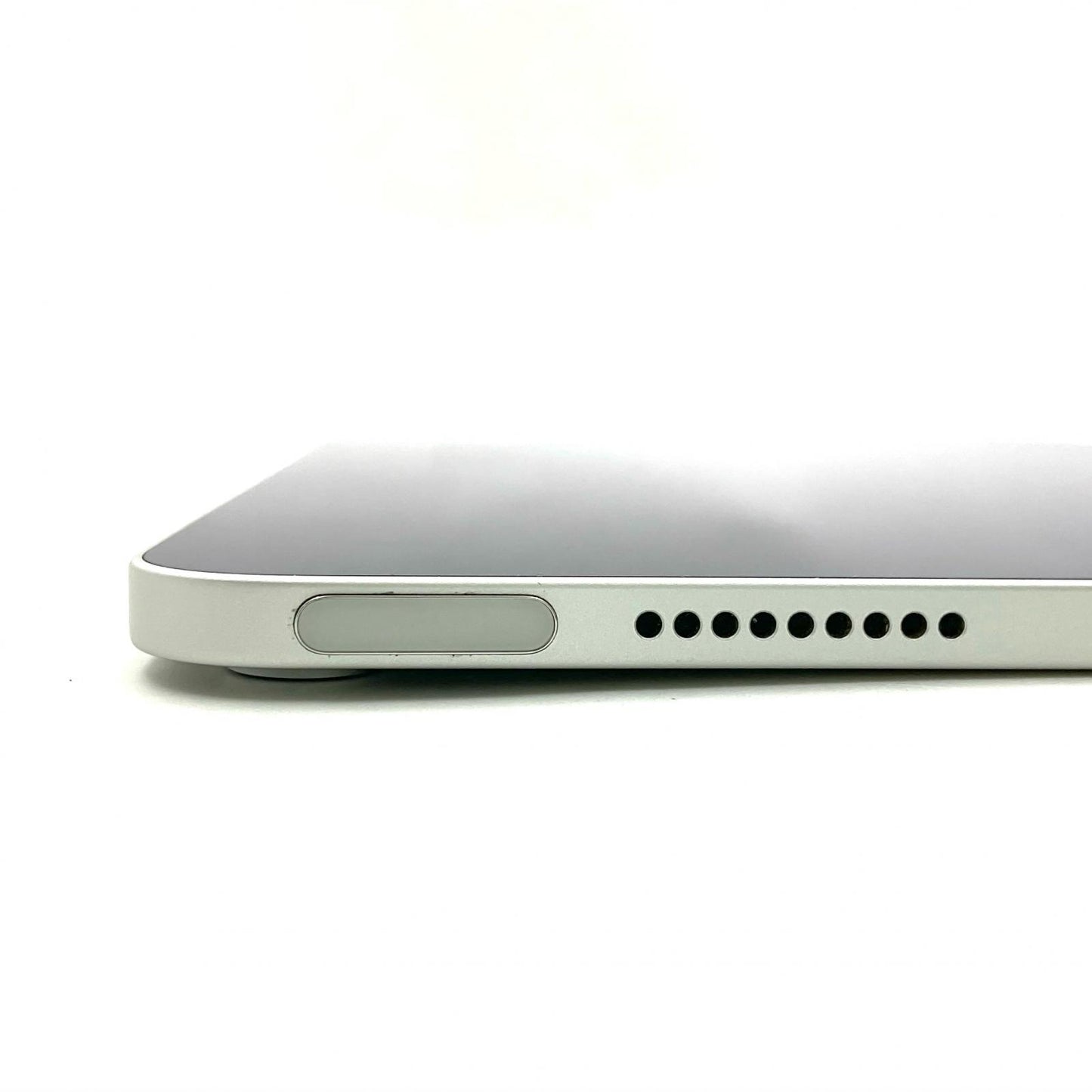 【全額返金保証】【最速発送】Apple iPad Air 10.9インチ 第4世代 64GB シルバー Wi-Fi 動作確認済