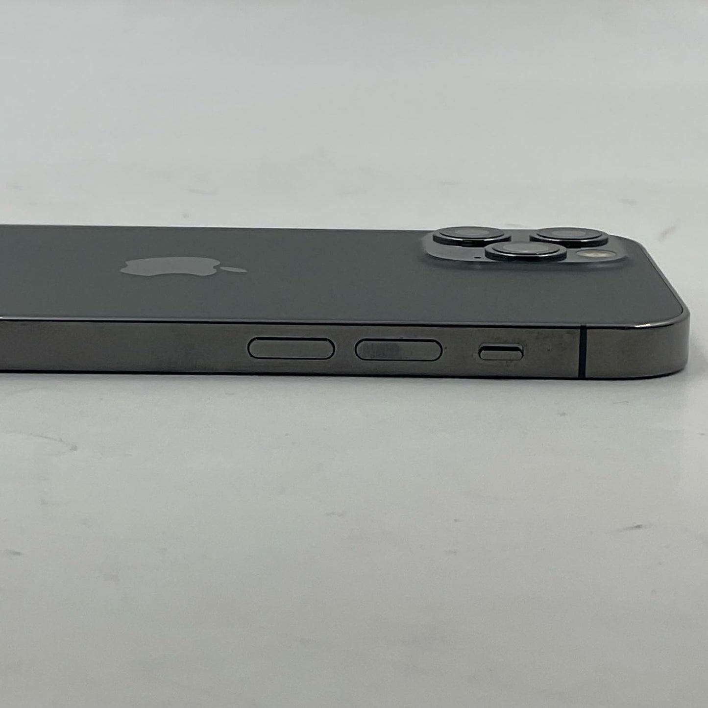 【全額返金保証】【最速発送】Apple iPhone iPhone 12 Pro 128GB グラファイト docomo 白ロム 動作確認済 90%