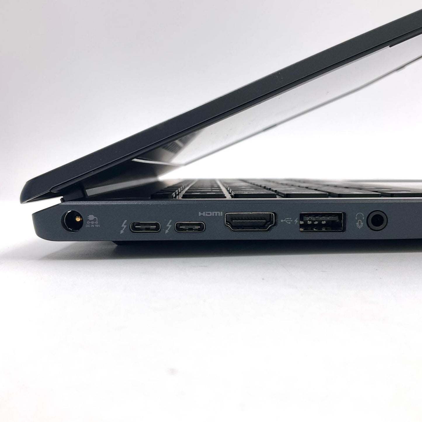 【全額返金保証】【最速発送】dynabook dynabook A6M1HUF5D515 i5 1135G7 8GB SSD 256GB 100% 美品 動作確認済