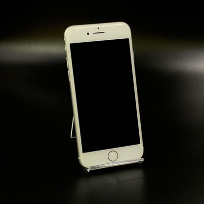 【全額返金保証】【最速発送】Apple iPhone iPhone 8 64GB ホワイト au 白ロム 動作確認済 95%