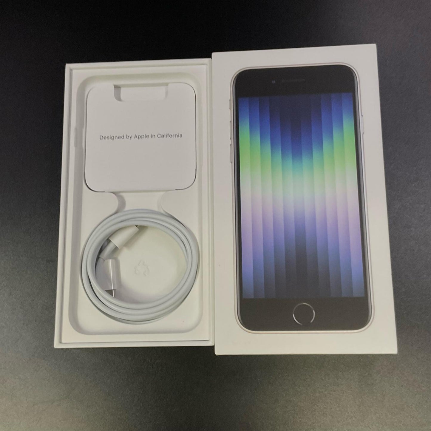 【全額返金保証】【最速発送】Apple iPhone iPhone SE（第3世代） 64GB Softbank 美品 動作確認済 81%
