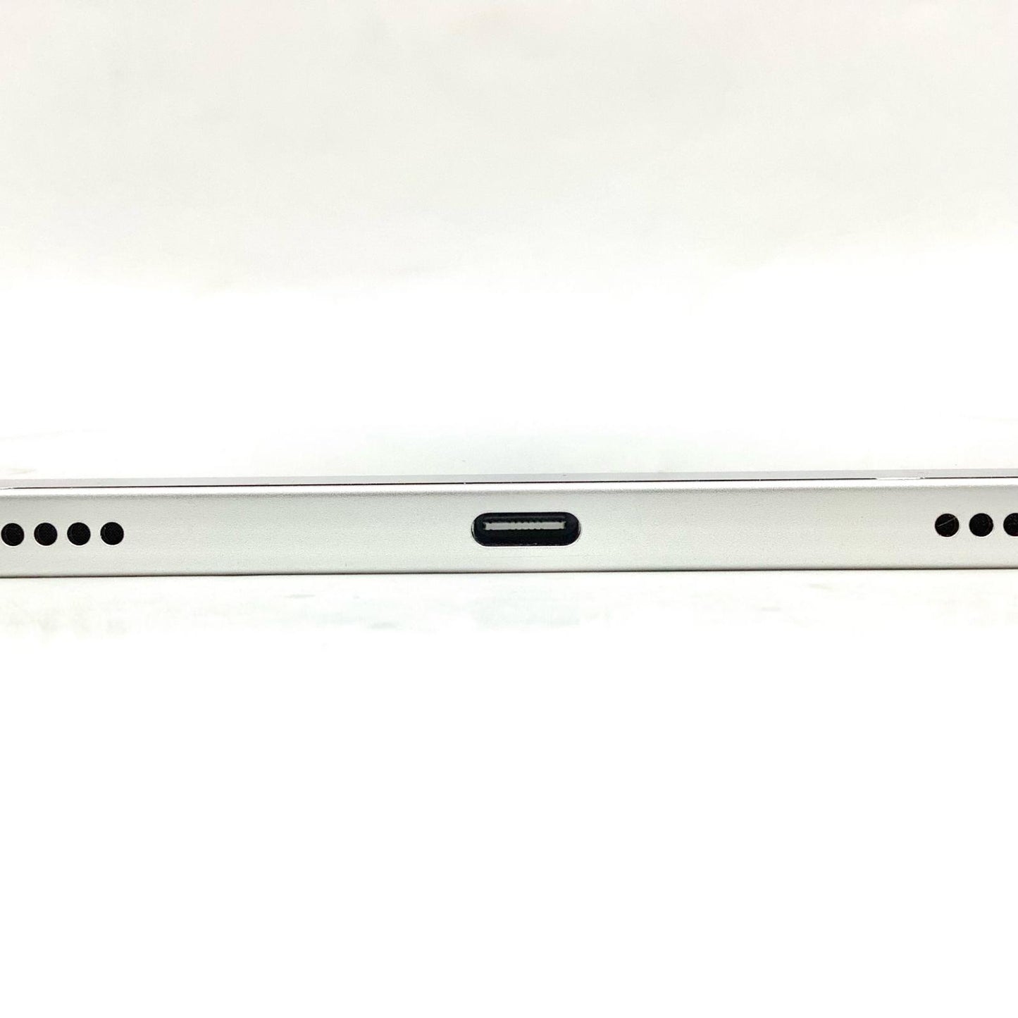 【全額返金保証】【最速発送】Apple iPad iPad 10.9インチ 第10世代 64GB シルバー Wi-Fi 美品 動作確認済