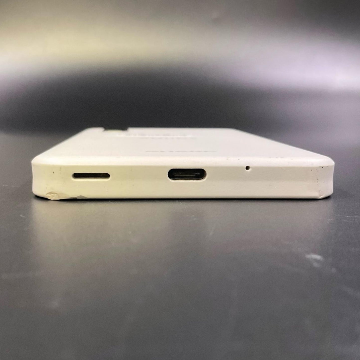 【全額返金保証】【最速発送】SHARP AQUOS wish 64GB アイボリー SIMフリー SH-M20 白ロム 動作確認済